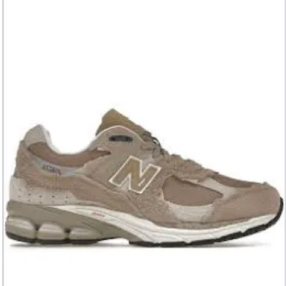 Brand new comes with box never worn!